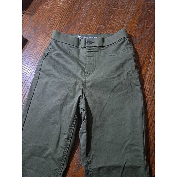 New Jr Medium 7/9 No Boundaries Olive Green Super High Rise Pants - Picture 2 of 3